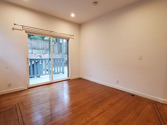 5th image of 1517 Waller St