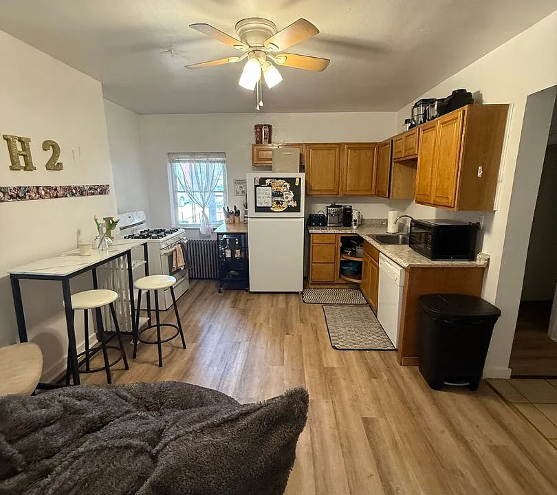 417 semple st first floor