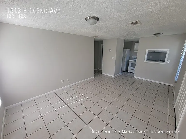 1513 E 142nd Ave — Photo 3