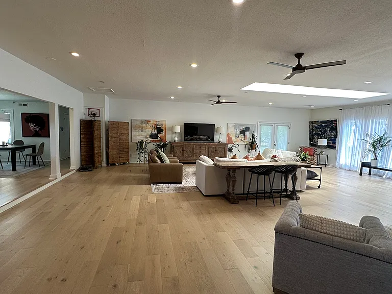 1111 Parnell Dr — Photo 12