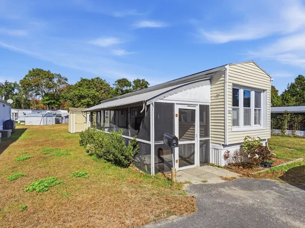 460 Collins St #33, Attleboro, MA 02703