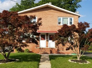1711 Clinton St, Linden, NJ 07036