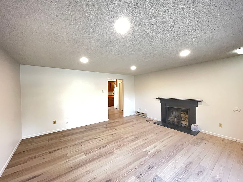 1st image of 15316 9th Avenue Ct E #15316