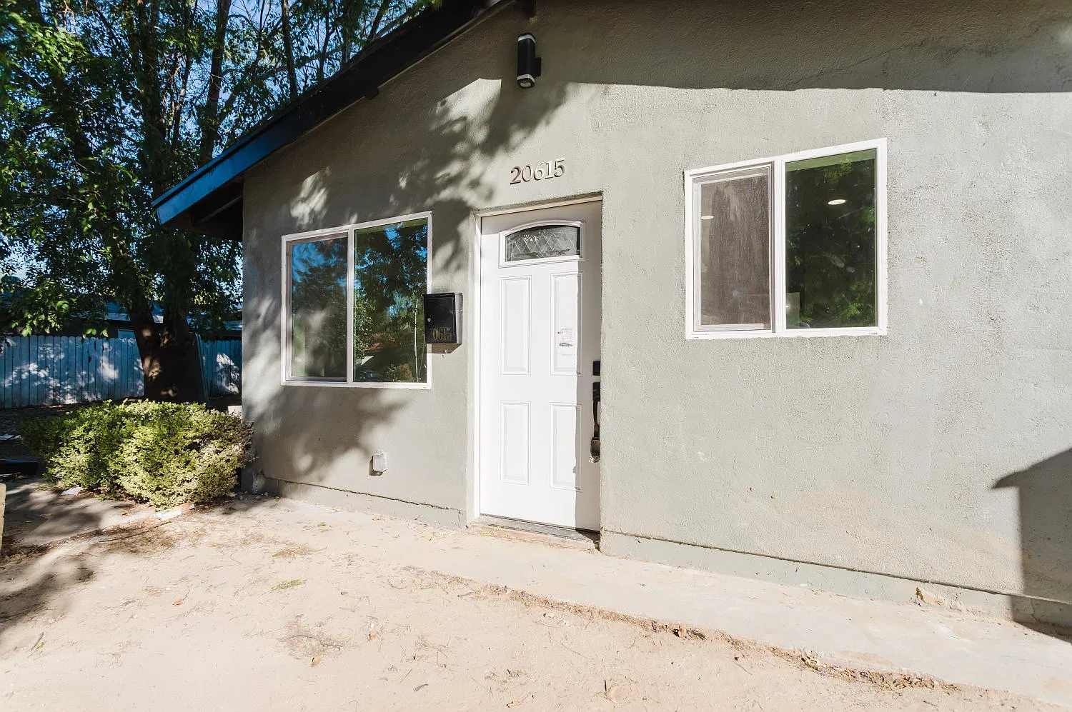 1 bed, 400 sqft, $1,950 — Photo 1