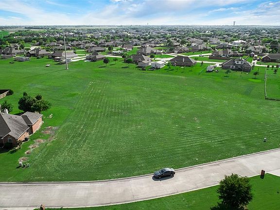 2nd image of 302 Derick Dr Lot 26