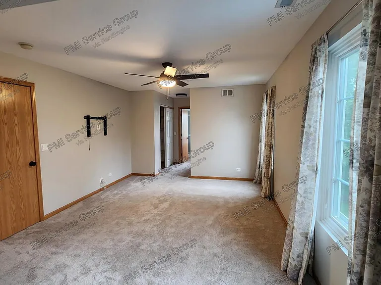 1523 Schumacher Dr — Photo 8