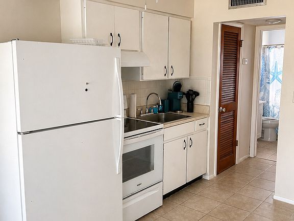 2nd image of 406 Albee Rd W APT 4