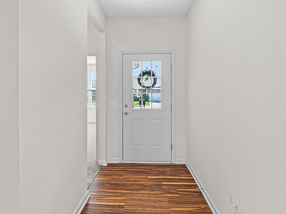 3rd image of 562 Harstad Blvd