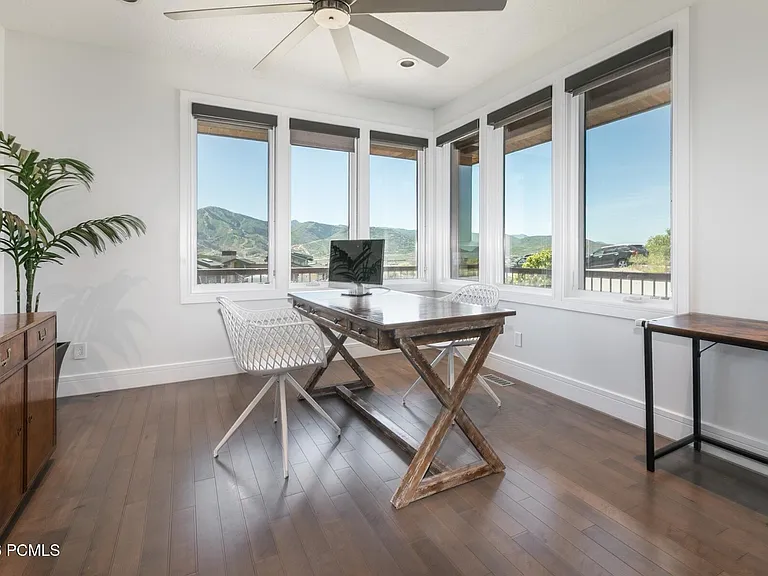 1135 E Lasso Trl — Photo 4