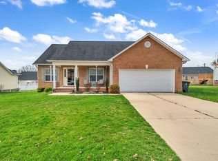 1825 Terrain Dr NW, Conover, NC 28613