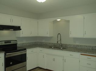2422 7th Ave APT B, Council Bluffs, IA 51501