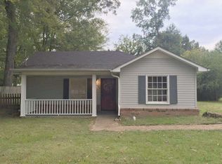 320 Hill Ave, Henderson, TN 38340