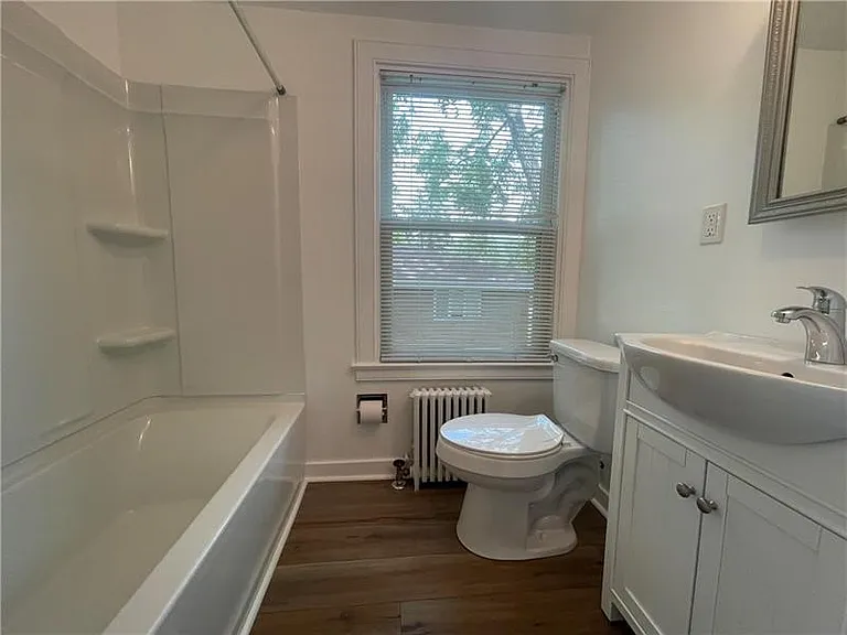7800 Perry Hwy — Photo 14