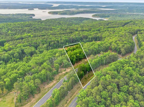 127 Osage Point Dr, Fairfield Bay, AR 72088