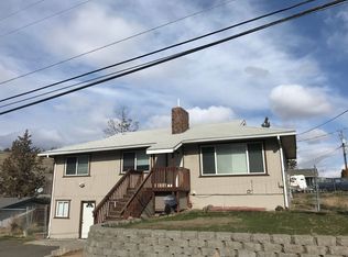 364 SW G St, Madras, OR 97741