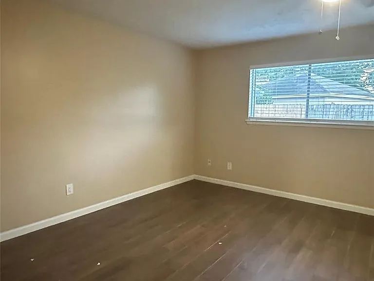 11503 Briar Forest Dr — Photo 31