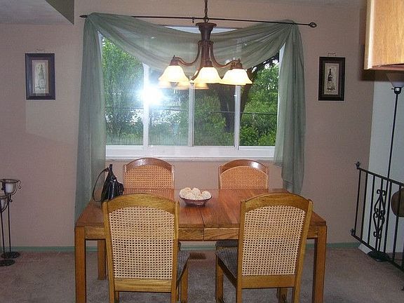 3rd image of 5031 Castleview Ct