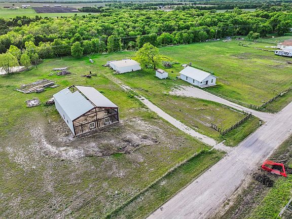 5th image of 2092 County Road 5010