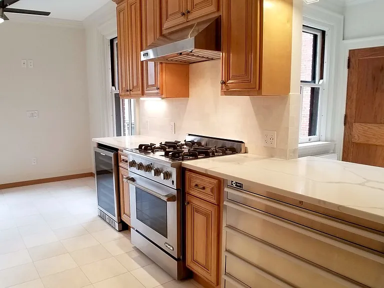 The EB Green Residence — Photo 112