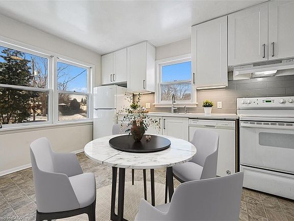 5th image of 715 Frederick St