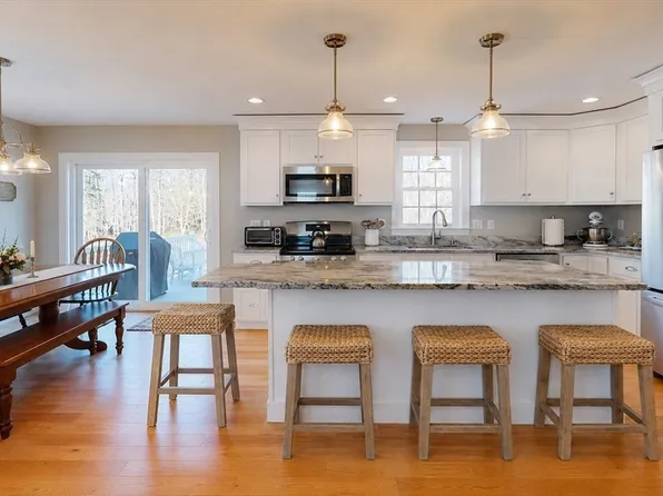 287 Wareham St, Middleboro, MA 02346