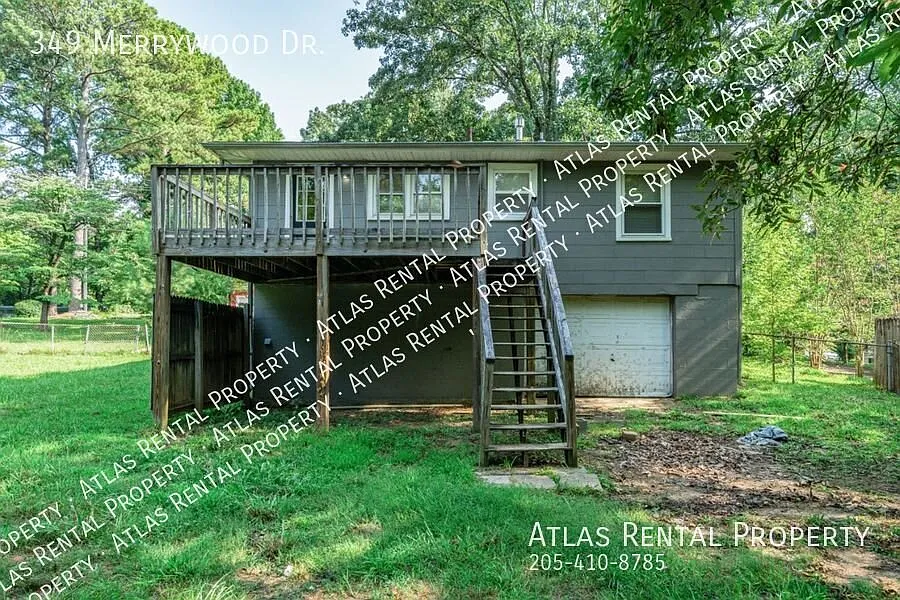 Pet-Friendly 4-Bedroom Home with Large Yard & Bonus Room! — Photo 2