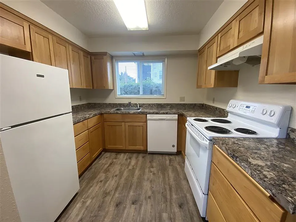 Tabor West Apartments