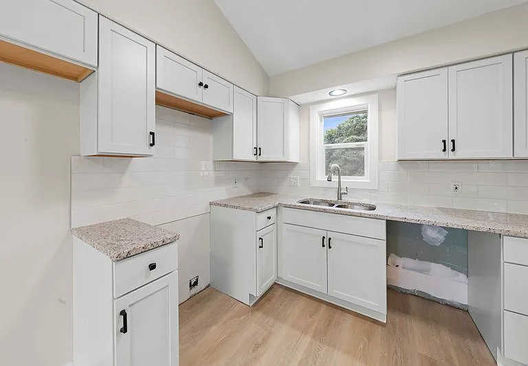 14315 Embry Path — Photo 5