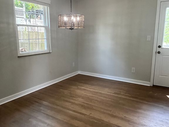 5th image of 7918 Roderick Dr