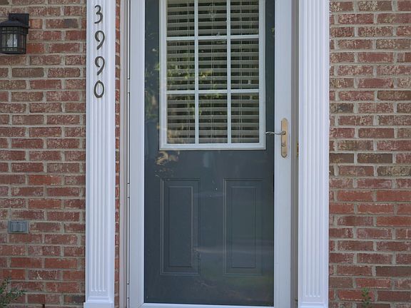 4th image of 3990 Katherine Way