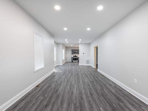 5th image of 9302 Fullerdale Ave Unit A