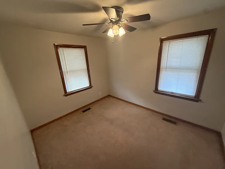 223 Wiegel Dr — Photo 34