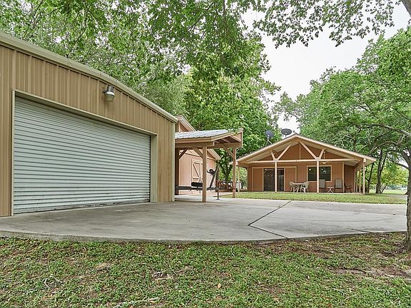 2nd image of 1329 County Road 243
