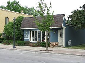 1st image of 211 River St