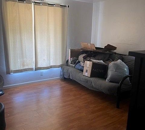4th image of 4531 Magnolia St
