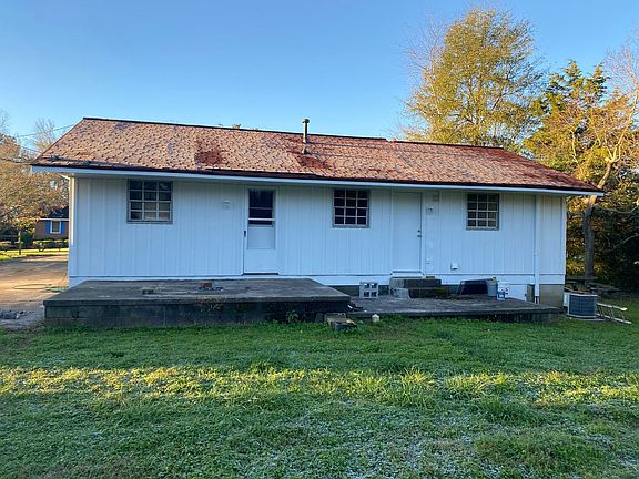 5th image of 115 Berry Dr
