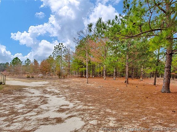 4th image of 125 Woodland Ln