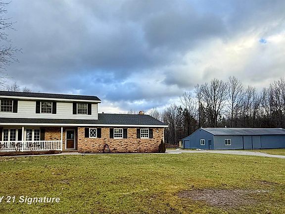 2nd image of 11890 Swan Creek Rd
