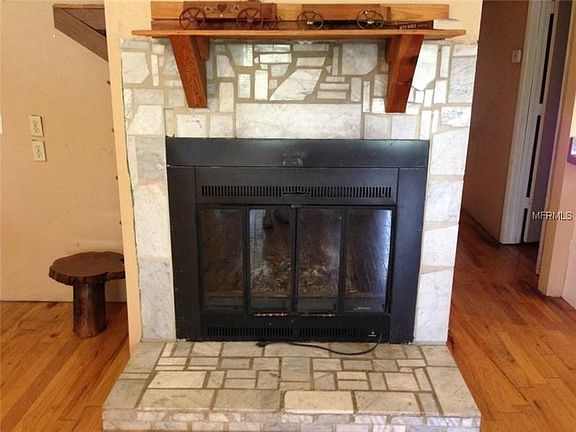 3rd image of 42515 North Cir