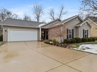 1356 Byfield Pkwy, Valparaiso, IN 46385