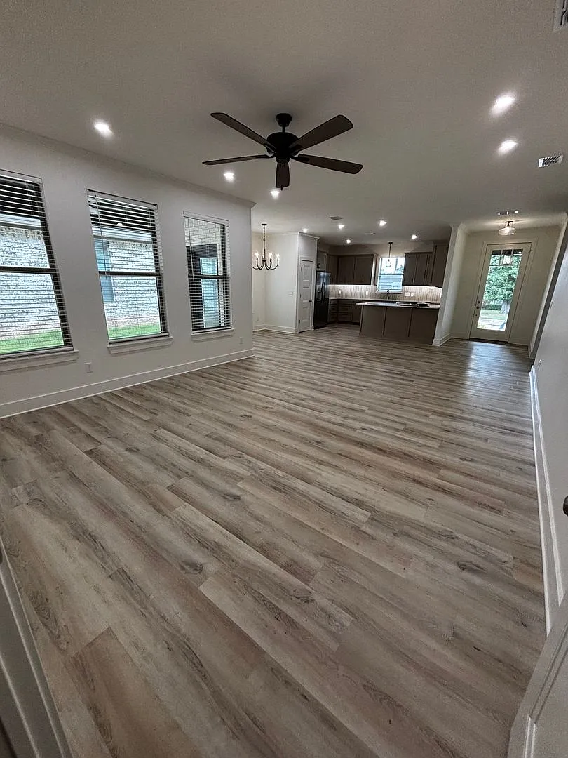 New Construction Home in Pleasant Grove for Rent! — Photo 3