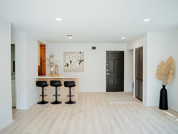 4th image of 2515 S Florence Pl #3