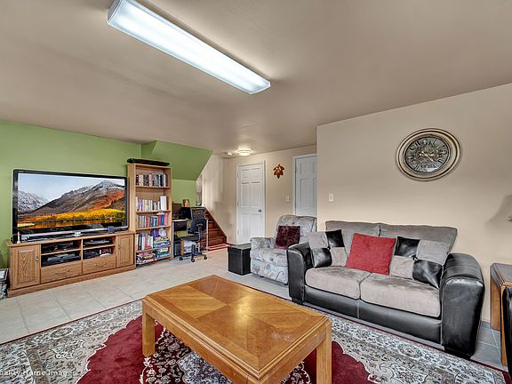 5th image of 2253 Wildwood Ln
