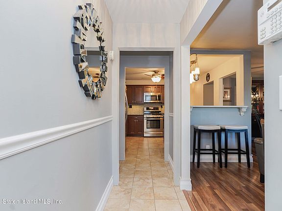 3rd image of 78 Ronald Ave