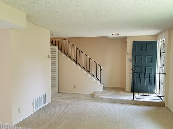 2nd image of 7082 Coral Gables Cir