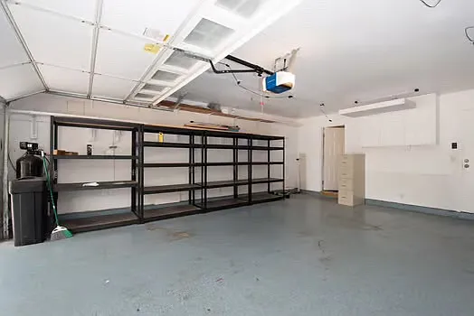 113 N Alvarado St — Photo 16
