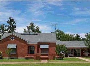 1377 Millers Lake Rd, Ville Platte, LA 70586