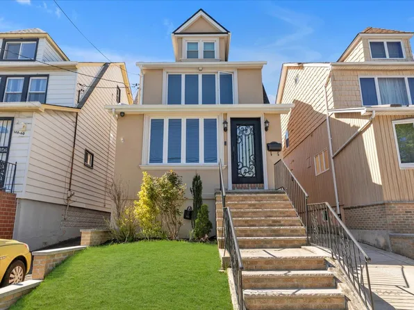 149-58 18th Avenue image 1 of 20