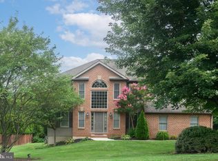 1903 Kendale Pl, Lancaster, PA 17601