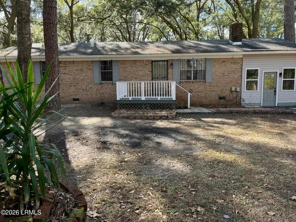 1610 Columbia Dr, Beaufort, SC 29906